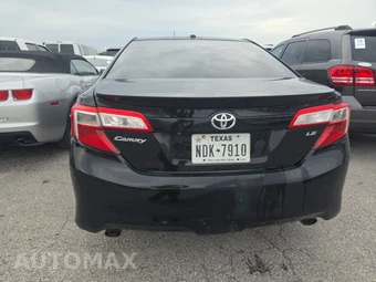 2012 Toyota Camry SE – miniatura 5