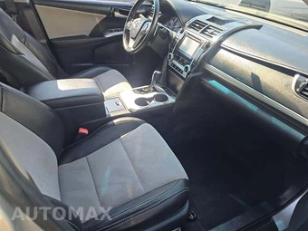 2012 Toyota Camry SE – miniatura 17