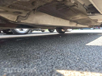 2012 Toyota Camry SE – miniatura 7