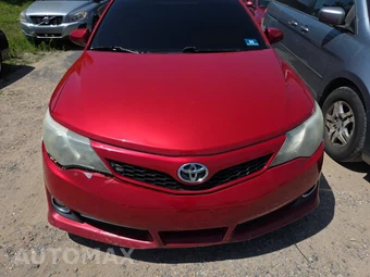 2012 Toyota Camry SE – miniatura 2