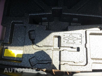 2012 Toyota Camry SE – miniatura 7