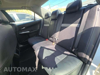 2012 Toyota Camry SE – miniatura 13