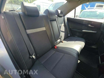 2012 Toyota Camry SE – miniatura 16