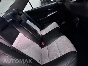 2012 Toyota Camry SE Sport Limited Edition - miniatura 18