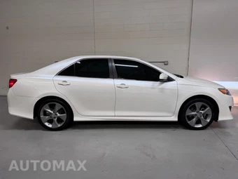 2012 Toyota Camry SE Sport Limited Edition - miniatura 2
