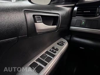2012 Toyota Camry SE Sport Limited Edition - miniatura 21