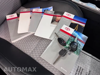 2012 Toyota Camry SE Sport Limited Edition - miniatura 24