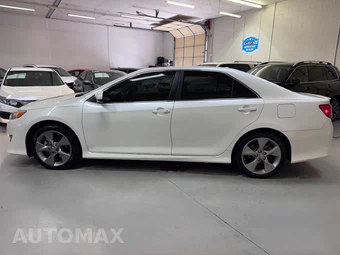 2012 Toyota Camry SE Sport Limited Edition - miniatura 6