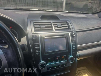 2012 Toyota Camry SE Sport Limited Edition - miniatura 10