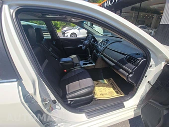 2012 Toyota Camry SE Sport Limited Edition - miniatura 17