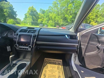 2012 Toyota Camry SE Sport Limited Edition - miniatura 19