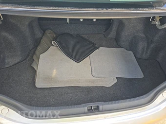 2012 Toyota Camry XLE – miniatura 16