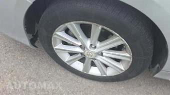 2012 Toyota Camry XLE – miniatura 27