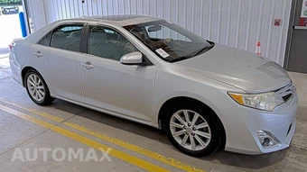 2012 Toyota Camry XLE – miniatura 3