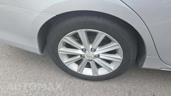 2012 Toyota Camry XLE – miniatura 42