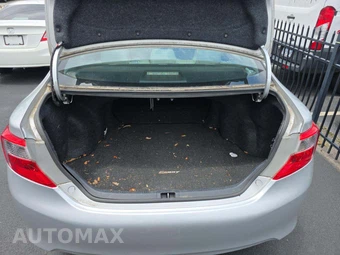 2012 Toyota Camry XLE – miniatura 14