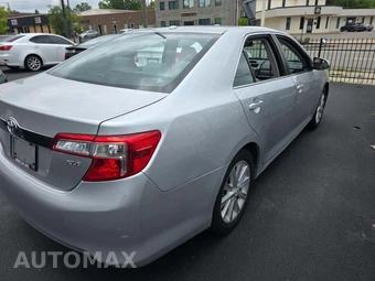 2012 Toyota Camry XLE – miniatura 3