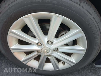 2012 Toyota Camry XLE – miniatura 30
