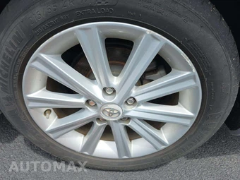 2012 Toyota Camry XLE – miniatura 32