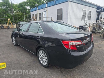 2012 Toyota Camry XLE – miniatura 2