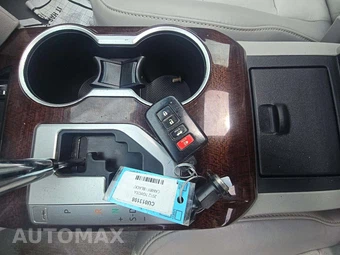 2012 Toyota Camry XLE – miniatura 8