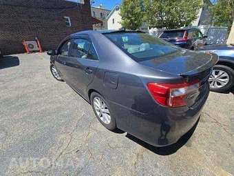 2012 Toyota Camry XLE – miniatura 2