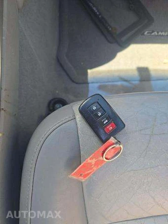 2012 Toyota Camry XLE – miniatura 8