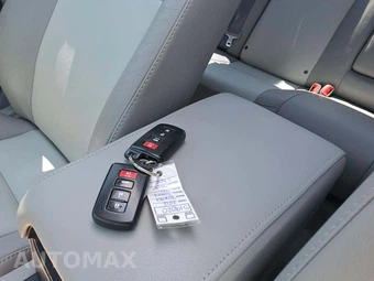 2012 Toyota Camry XLE - miniatura 5