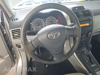 2012 Toyota Corolla L – miniatura 10