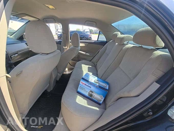 2012 Toyota Corolla L – miniatura 13
