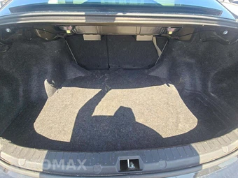 2012 Toyota Corolla L – miniatura 14