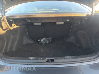2012 Toyota Corolla L – miniatura 16