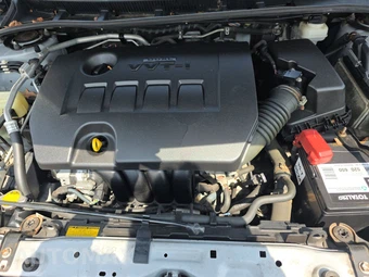 2012 Toyota Corolla LE – miniatura 15