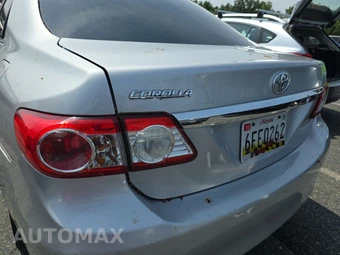 2012 Toyota Corolla LE – miniatura 16