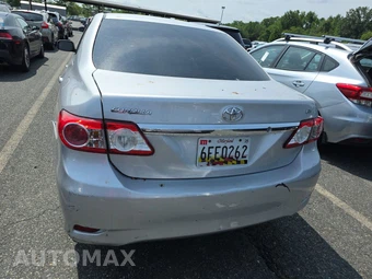 2012 Toyota Corolla LE – miniatura 5