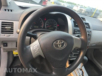 2012 Toyota Corolla LE – miniatura 10
