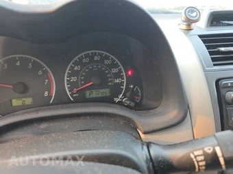 2012 Toyota Corolla LE – miniatura 12