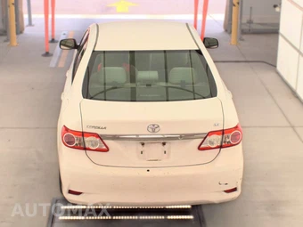 2012 Toyota Corolla LE – miniatura 5