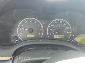 2012 Toyota Corolla LE - miniatura 12