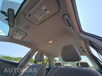 2012 Toyota Corolla LE – miniatura 11