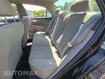 2012 Toyota Corolla LE – miniatura 13