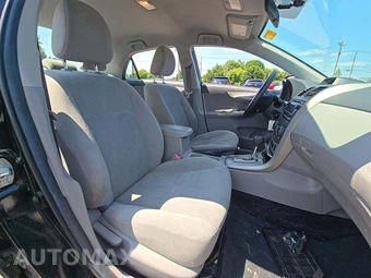 2012 Toyota Corolla LE – miniatura 18