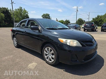 2012 Toyota Corolla LE – miniatura 4
