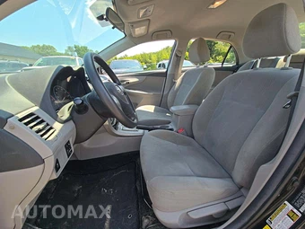 2012 Toyota Corolla LE – miniatura 6