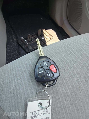 2012 Toyota Corolla LE – miniatura 8