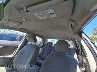 2012 Toyota Corolla LE – miniatura 11