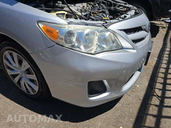 2012 Toyota Corolla LE – miniatura 23