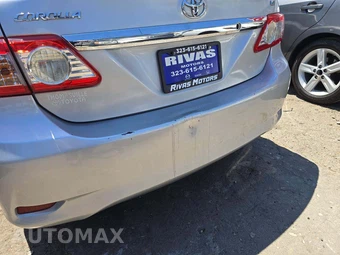 2012 Toyota Corolla LE – miniatura 30