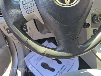 2012 Toyota Corolla LE – miniatura 33
