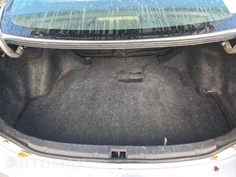 2012 Toyota Corolla LE - miniatura 16